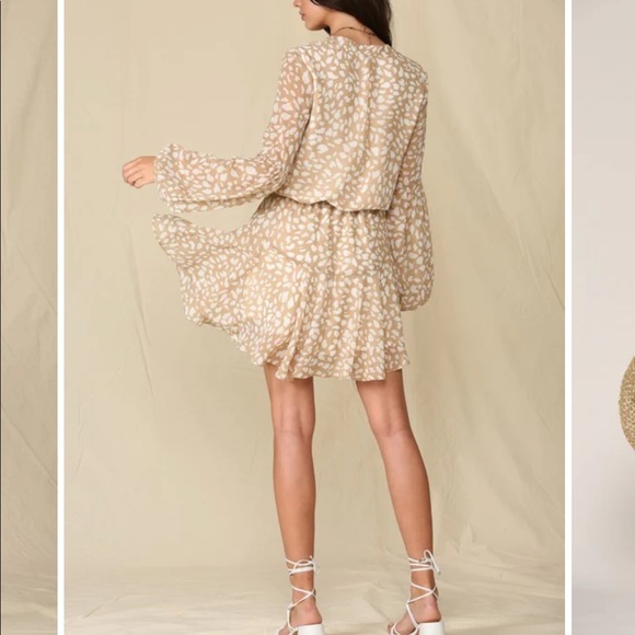 NWT Long Sleeve Dress - Size Small - Picture 2 of 5